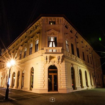 Hotel Central Carei Exterior photo